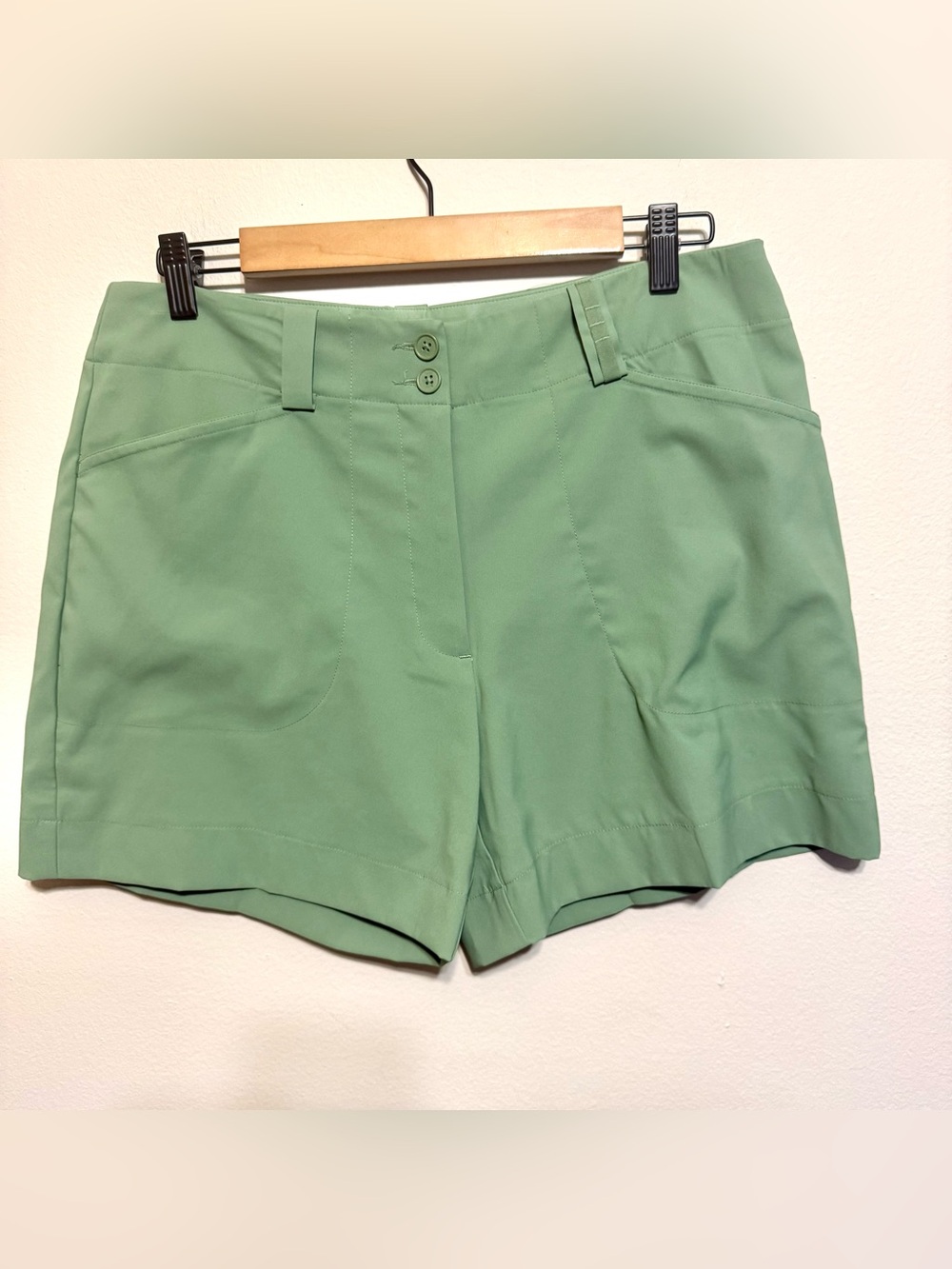 Nike Women Gold Shorts Double Button Fly Closure Medium Green EUC